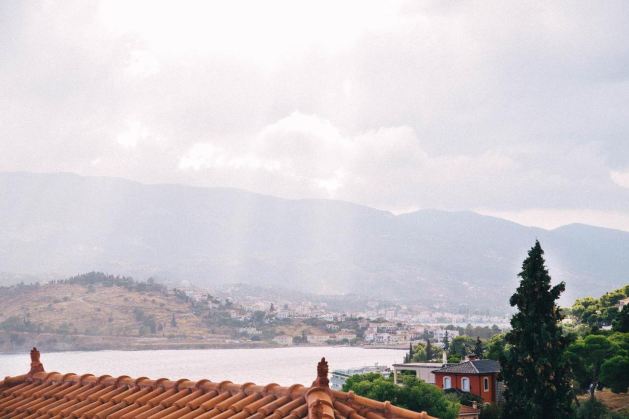 Kalavria Luxury Suites - Magnificent Sea View Of Poros Poros Town Exterior foto