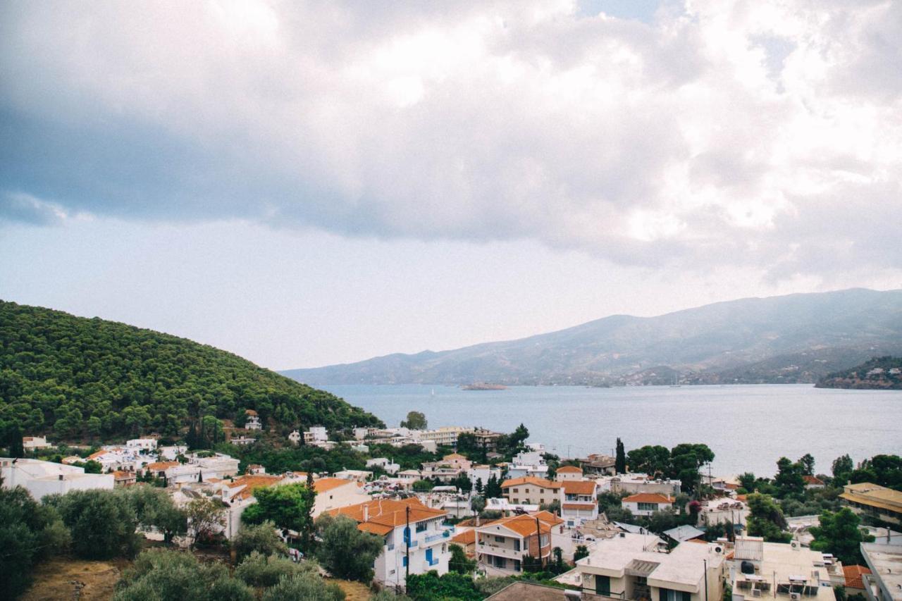 Kalavria Luxury Suites - Magnificent Sea View Of Poros Poros Town Exterior foto